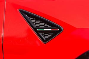 Lamborghini Urus Shiny Black Package 2018 года  (NA)